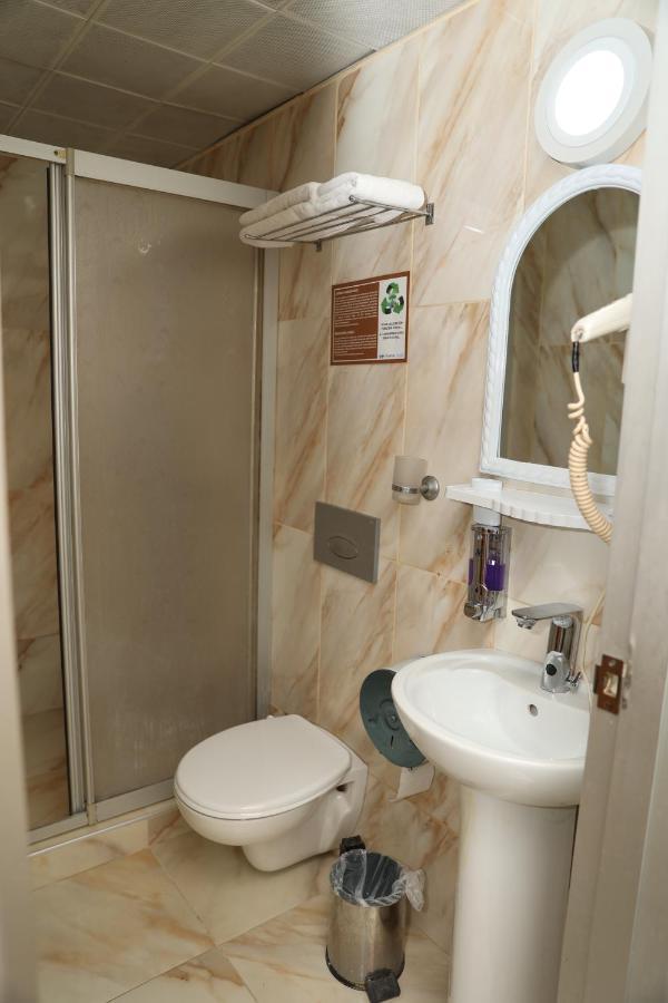 Hotel Kurban Istanbul Exterior photo